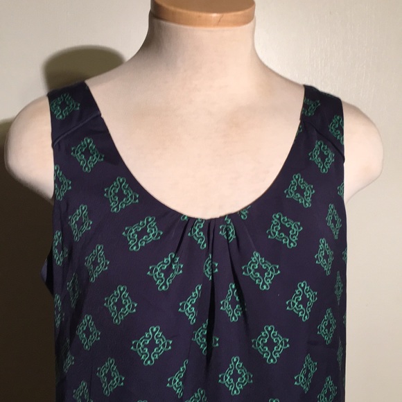 Banana Republic Tank Top - Picture 2 of 8